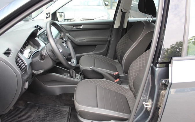 Skoda Fabia cena 54500 przebieg: 29500, rok produkcji 2021 z Świętochłowice małe 172